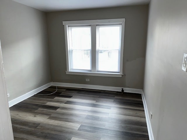 Building Photo - 4054 W Dickens Ave