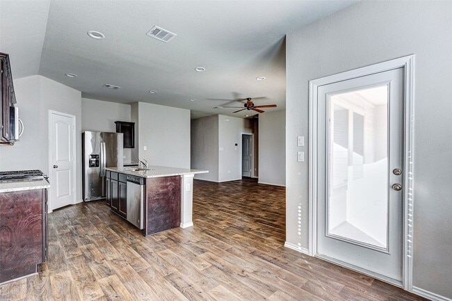 Building Photo - 40454 Red Poppy Ln