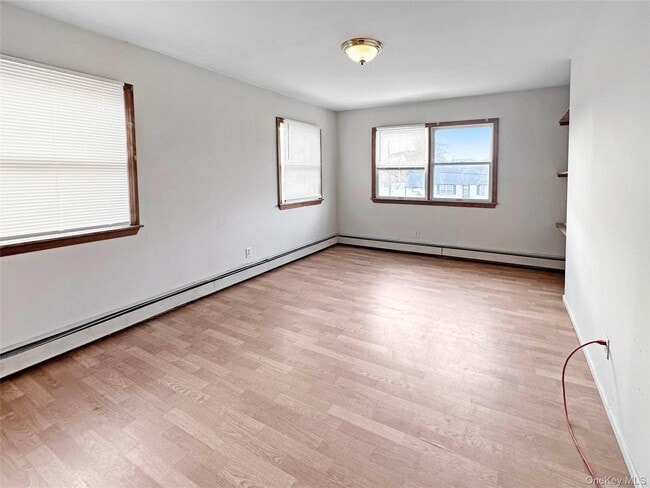 Building Photo - 143 Walter Ave