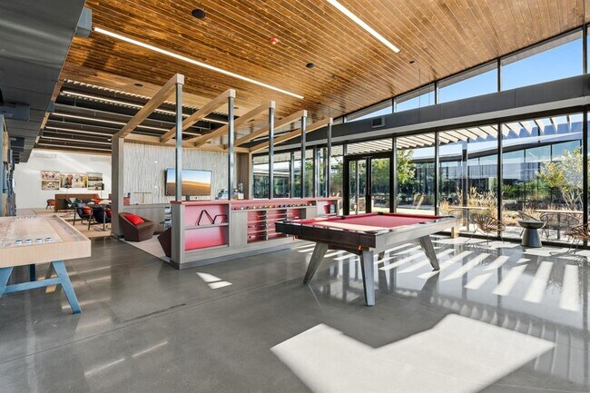 Building Photo - 8704 Apogee Blvd