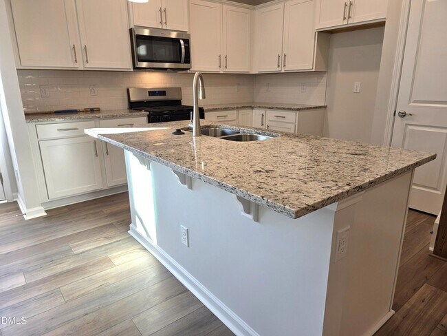 Building Photo - 4025 Kidd Pl