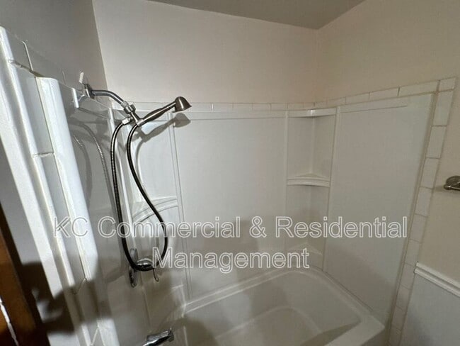 Building Photo - 11508 E 51 St S