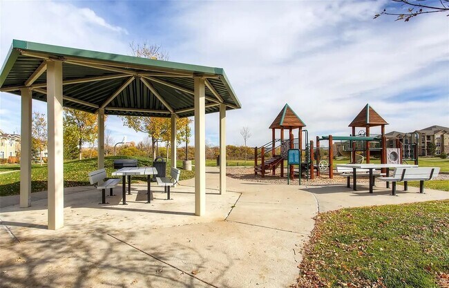 Building Photo - 17381 Waterhouse Cir