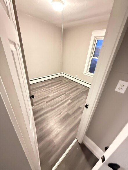 Building Photo - 361 Coos St