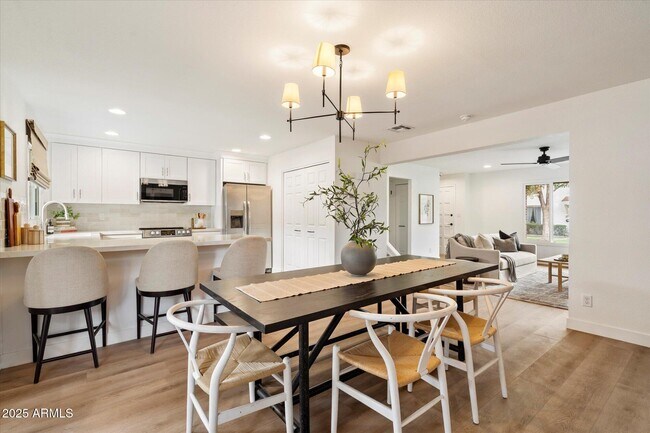 Building Photo - 8447 E Montebello Ave