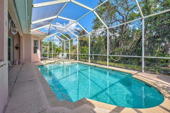 Building Photo - 3br/2ba Pool Home in Venetia