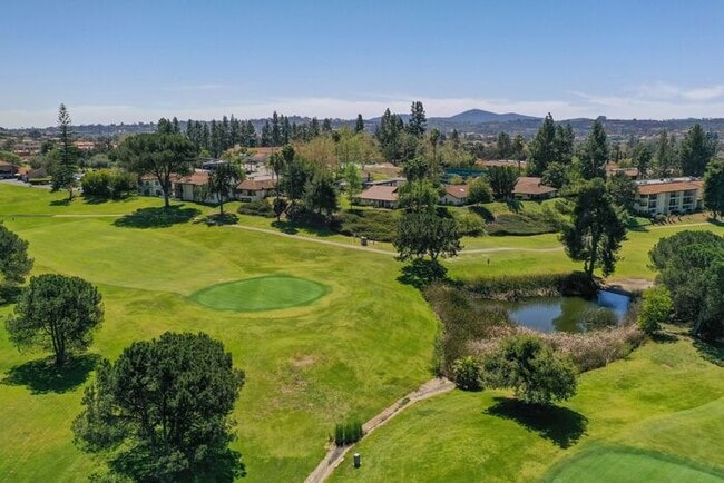 Building Photo - Sweeping Views! Rare and Peaceful 5-home e...