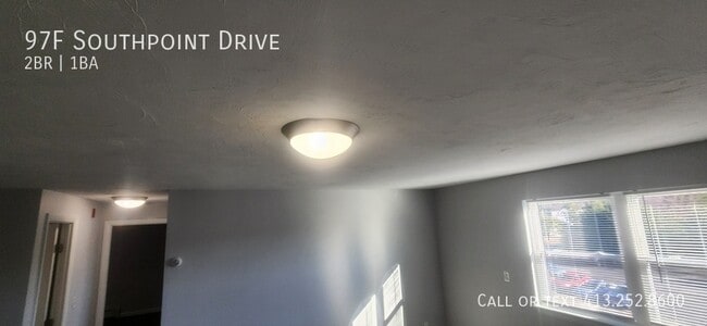 Building Photo - 97 Southpoint Dr