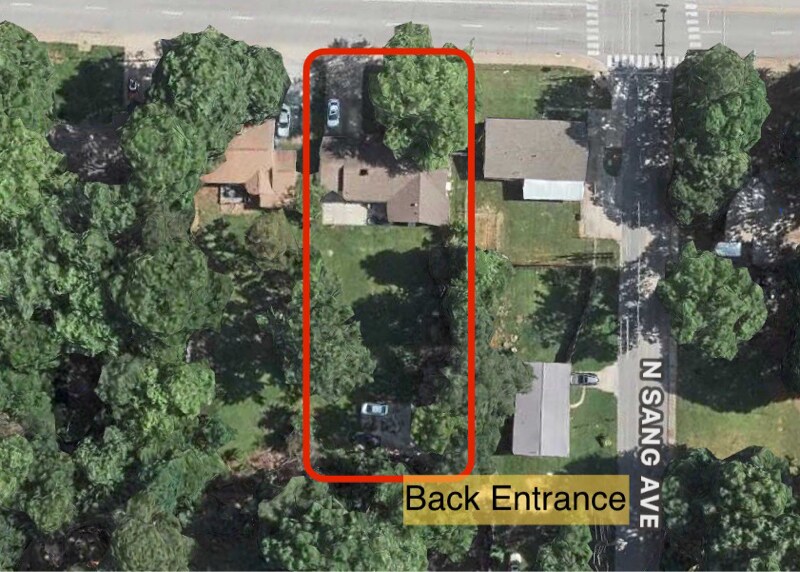 Building Photo - 2121 W Wedington Dr