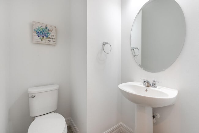 Building Photo - 6082 Carre Wy