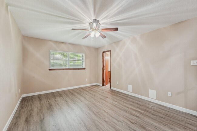 Building Photo - 3751 Glade Forest Dr