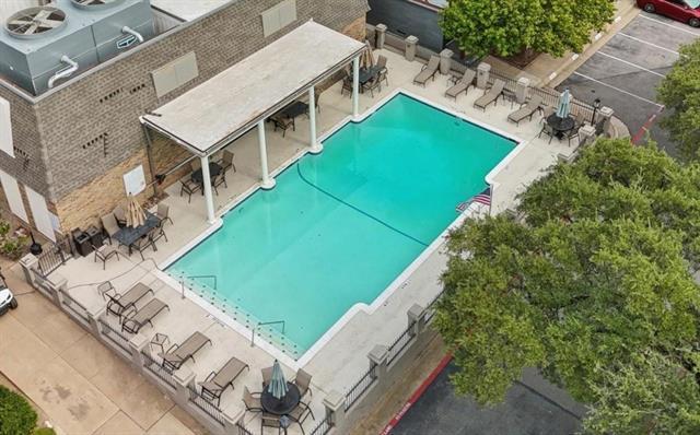 Building Photo - 15926 Stillwood St