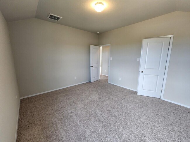 Building Photo - 11400 Milano Dr