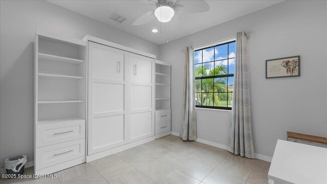 Building Photo - 8032 Mocan Ct