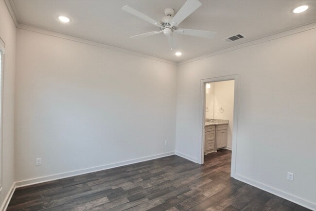 Building Photo - Luxury 3 Bedroom 2 Bath Townhomes in Bullard ISD!