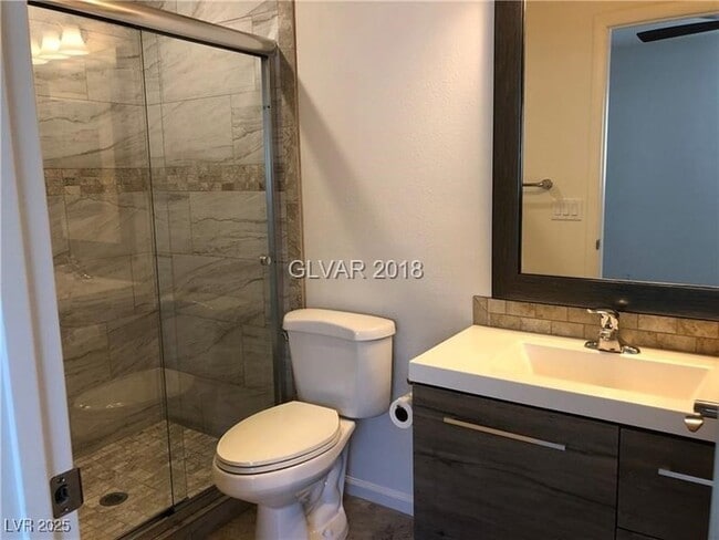 Building Photo - 1850 Center St