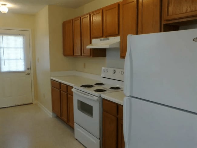 Building Photo - Crescent Park Estates