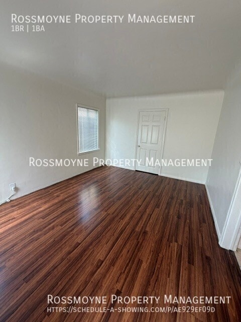Building Photo - 826 Fischer St