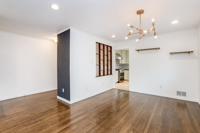 Building Photo - Extensively remodeled 4 Bed / 3 Bath home in South San Francisco. YouTube tour!