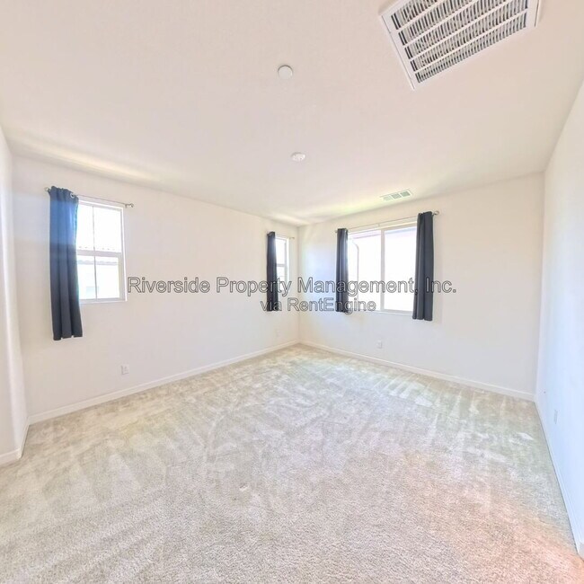 Building Photo - 16008 Jamie Ln