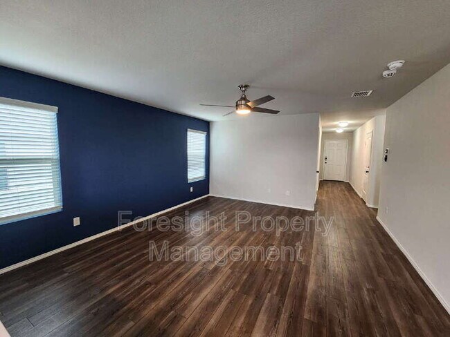 Building Photo - 14428 Cloudview Way