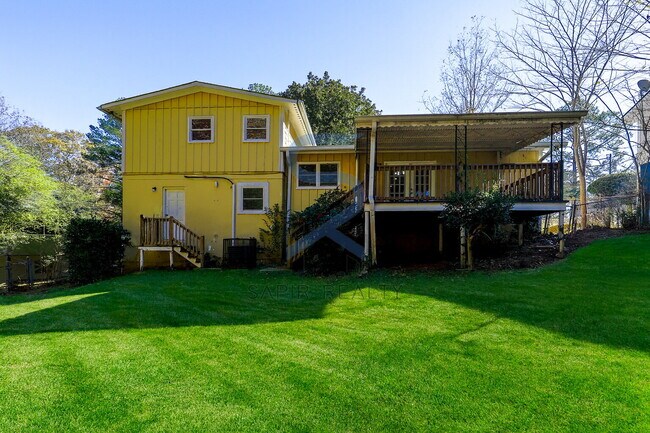 Building Photo - Move in before December 15th and choose your reward: a $250 Amazon Gift Card or a 55" Smart TV!