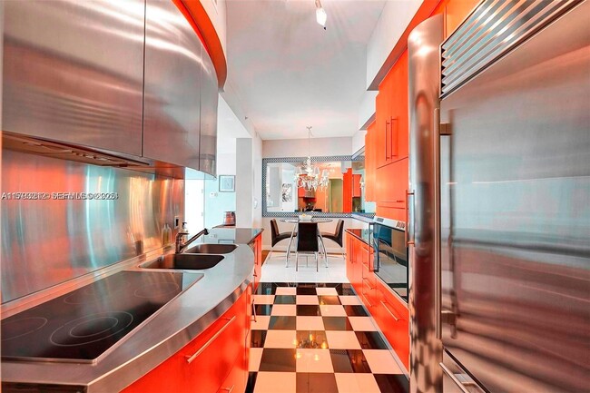 Building Photo - 18101 Collins Ave