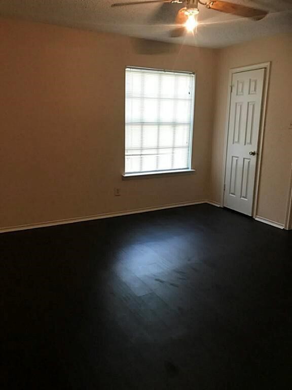 Building Photo - 8414 Grand Knolls Dr