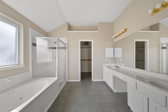 Building Photo - 20806 Pierceton Ct