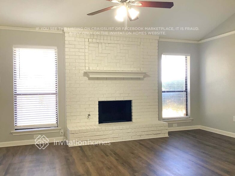 Building Photo - 1429 Brenda Dr