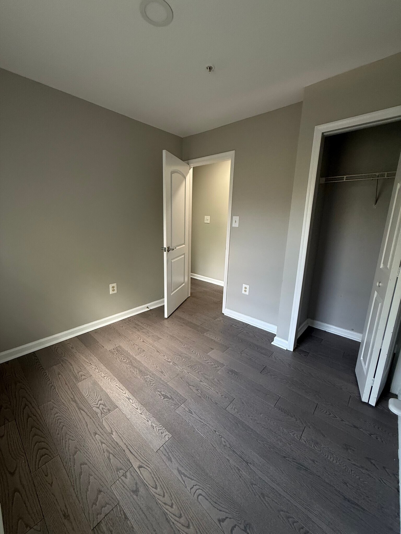 Building Photo - 9903 Cranapple Ct