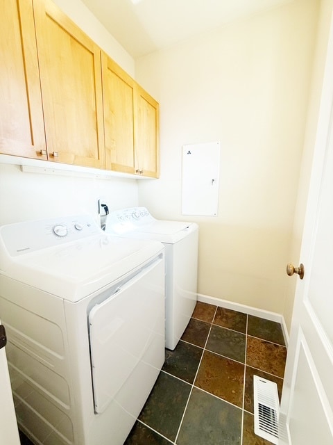 Building Photo - 32 NE Sunset St