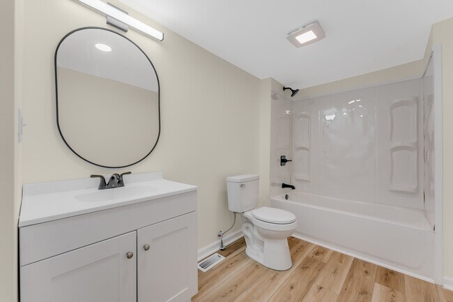 Building Photo - 1251 Richwood Ave