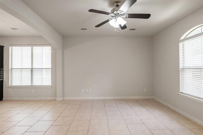 Building Photo - 11400 W Parmer Ln