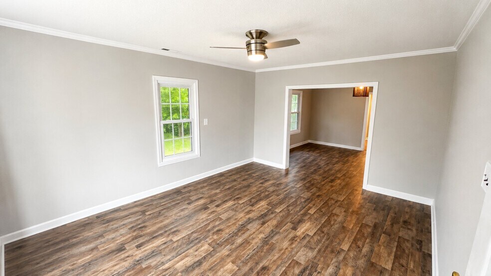 Building Photo - 1104 K St