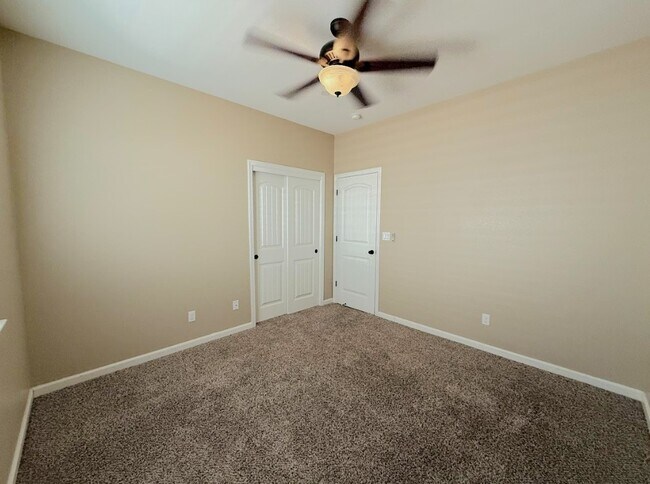 Building Photo - 4032 Wood Creek Ct