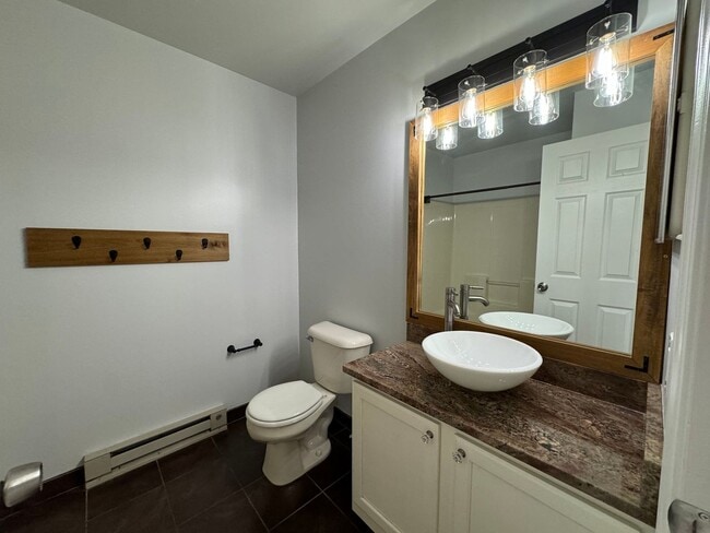 Building Photo - THREE BEDROOM  w Finished Basement- PARKLA...