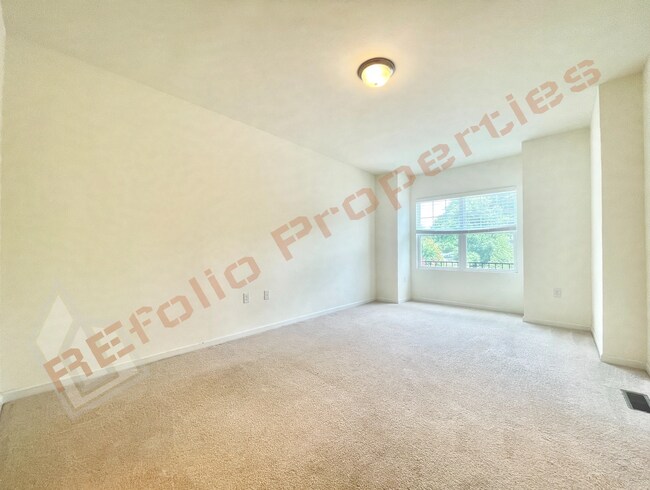Building Photo - 606 Briarcliff St