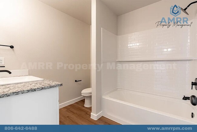 Building Photo - NEW 3 Bedroom In Bell Farms!