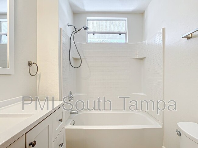 Building Photo - 375 4th St NW