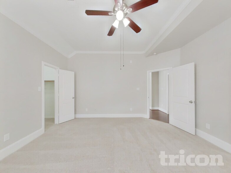 Building Photo - 21207 Woodland Green Dr