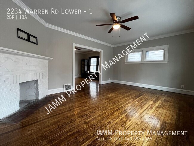 Building Photo - Spacious Lakewood Lower Unit!