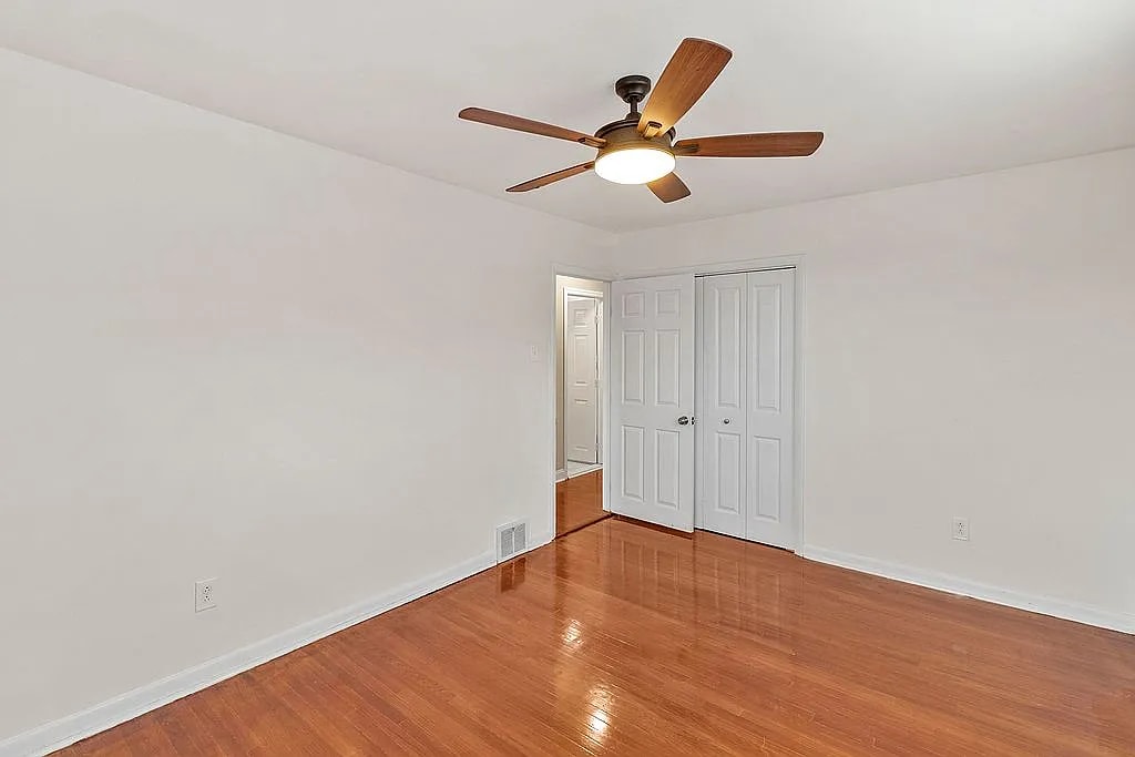 Building Photo - 802 Loney St