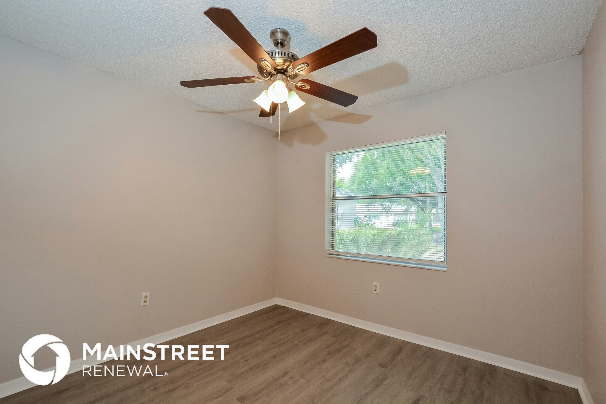 Building Photo - 3028 Winchester Dr