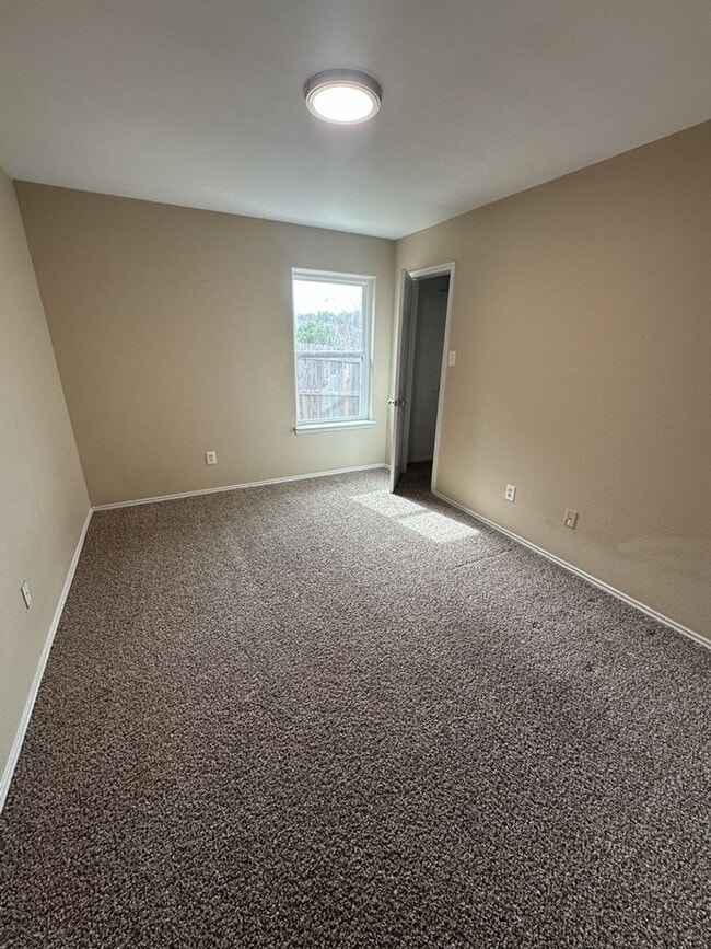 Building Photo - AVAILABLE SOON! *MORE PHOTOS COMING SOON*