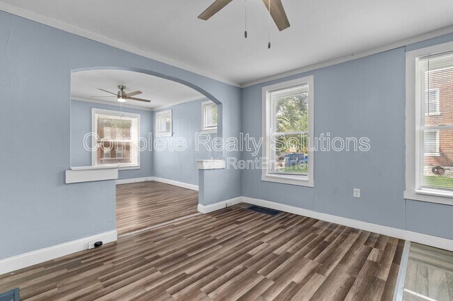Building Photo - 3530 Oregon Ave