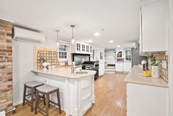 Building Photo - 1 Mount Vernon Sq