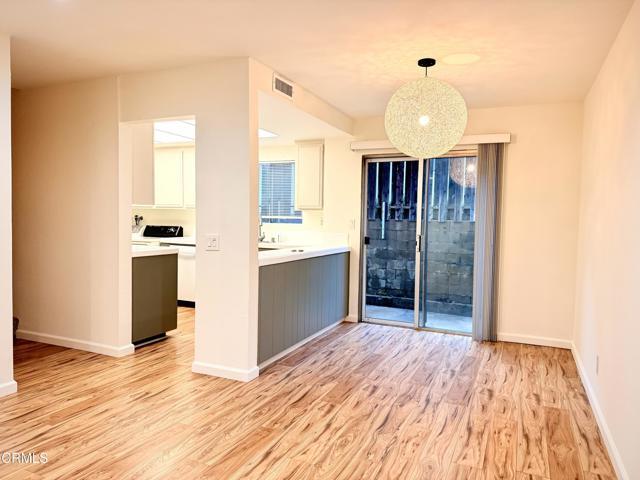 Building Photo - 4181 Walnut Grove Ave