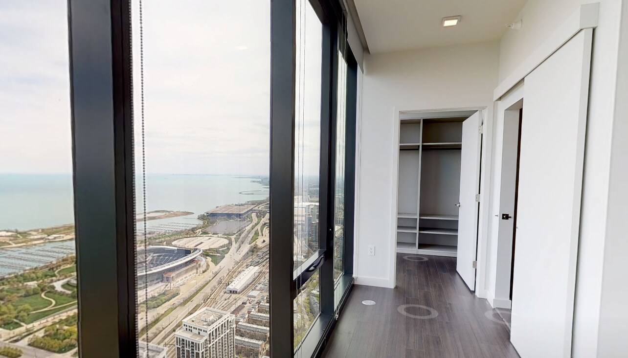 Building Photo - 1150 S Michigan Ave