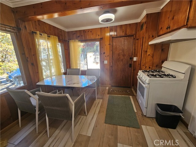 Building Photo - 32868 Deer Ln